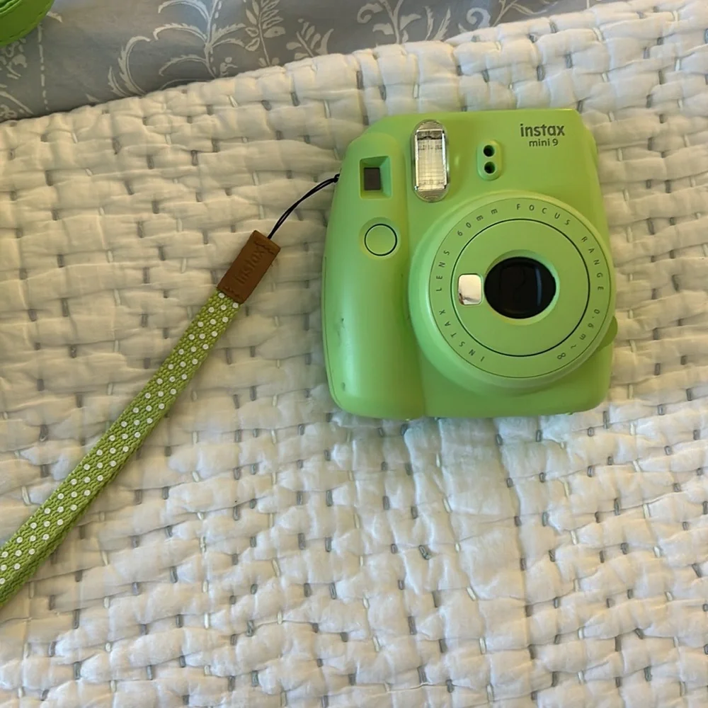 lightly used camera, filled my home with lots of joyful memories